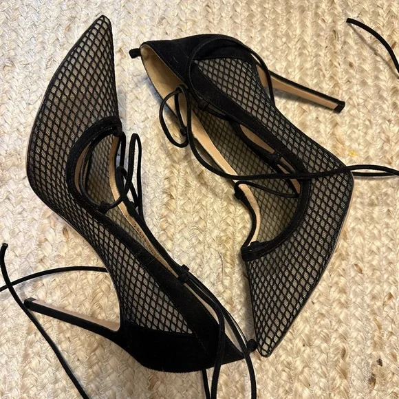 Gianvito Rossi black lace up mesh shoes. Size 39.5 or 8.5 - Picture 2 of 5